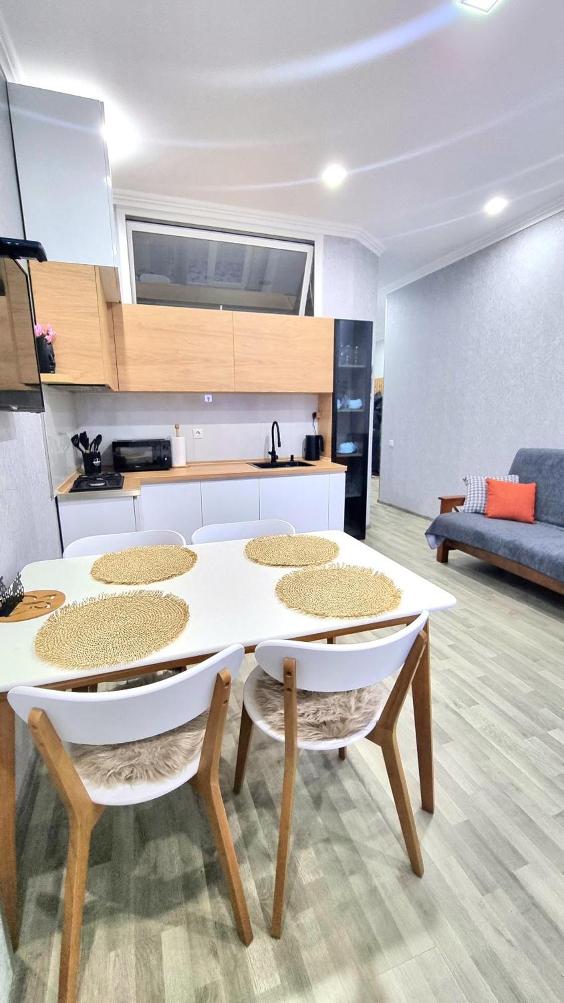 Kate'S New Cozy Apartment Kutaisi Exterior foto