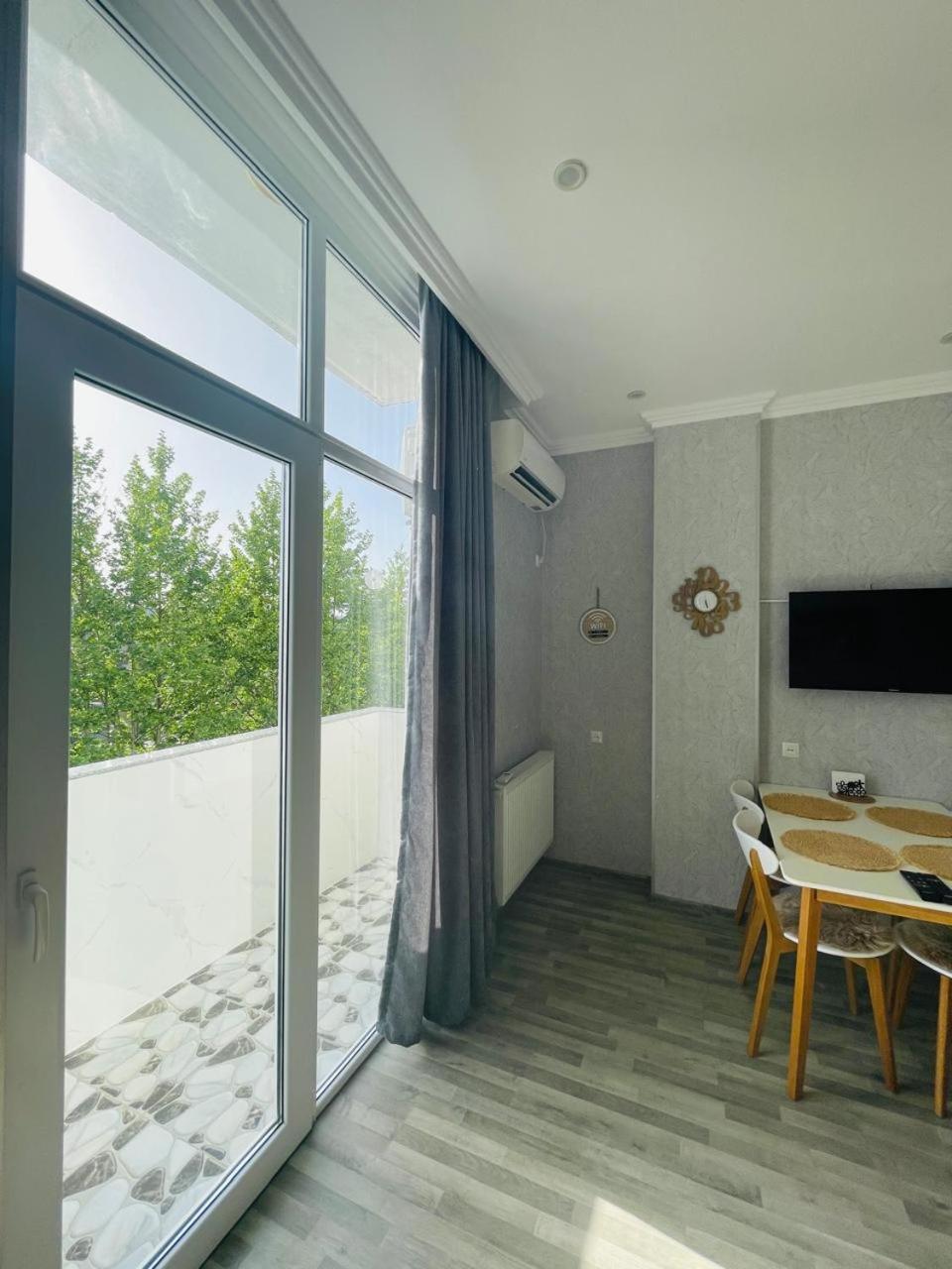 Kate'S New Cozy Apartment Kutaisi Exterior foto